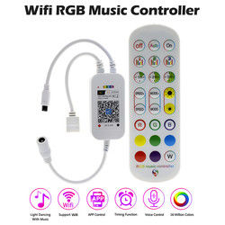 RGBの滑走路端燈のための24のキーLEDのストリップのスマートなコントローラーIR遠隔Wifi制御