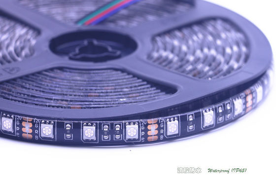 SMD 5050 12V LED RGBの滑走路端燈、LED色の変更テープ60ledは防水する