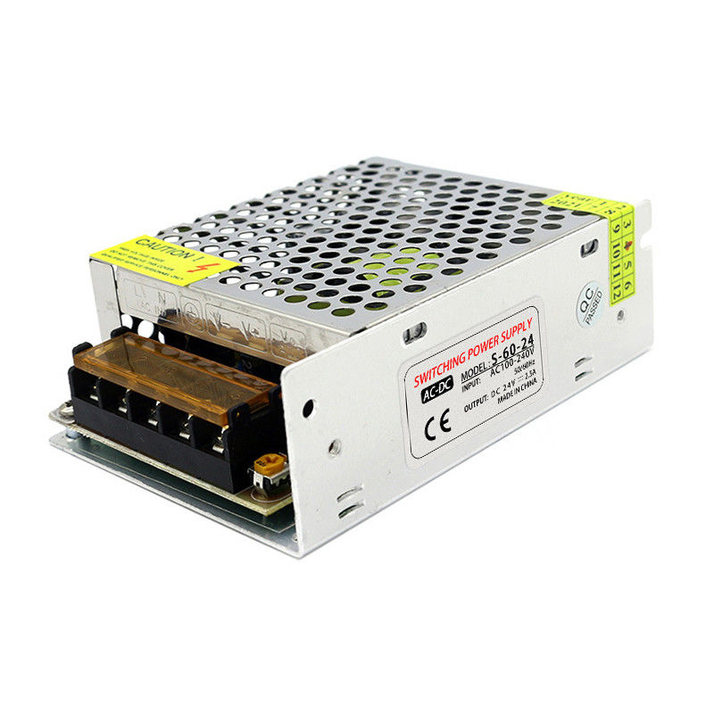 カスタマイズされた調整された転換の電源AC 100V 240VへのDC 24V 2.5A 60W