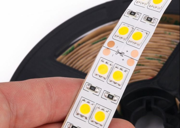 12V DC IP67 シングルカラー LED ストライプ 5050 ダブル ライン 120LED