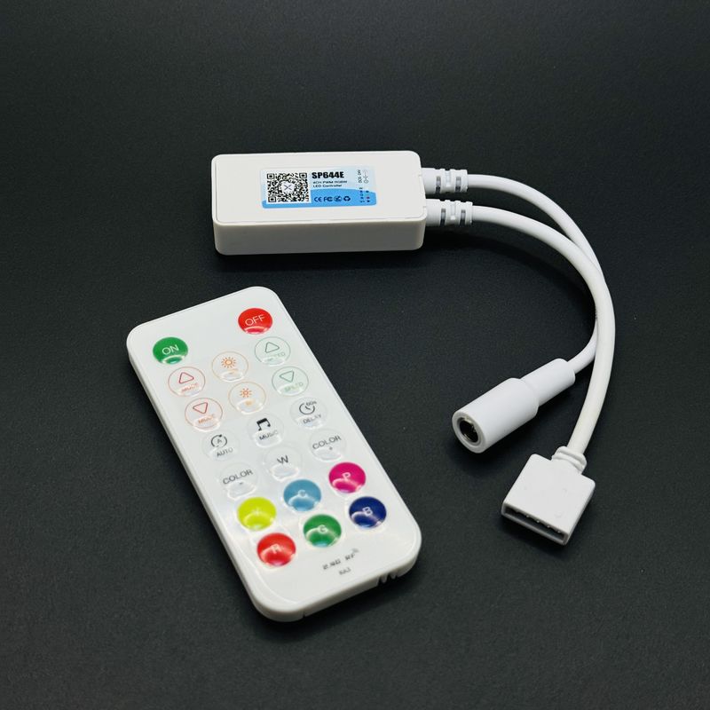 LED RGBWライトストライプコントローラー Android と IOS SP644E のインテリジェントアプリケーションに適したワイヤレス WIFI